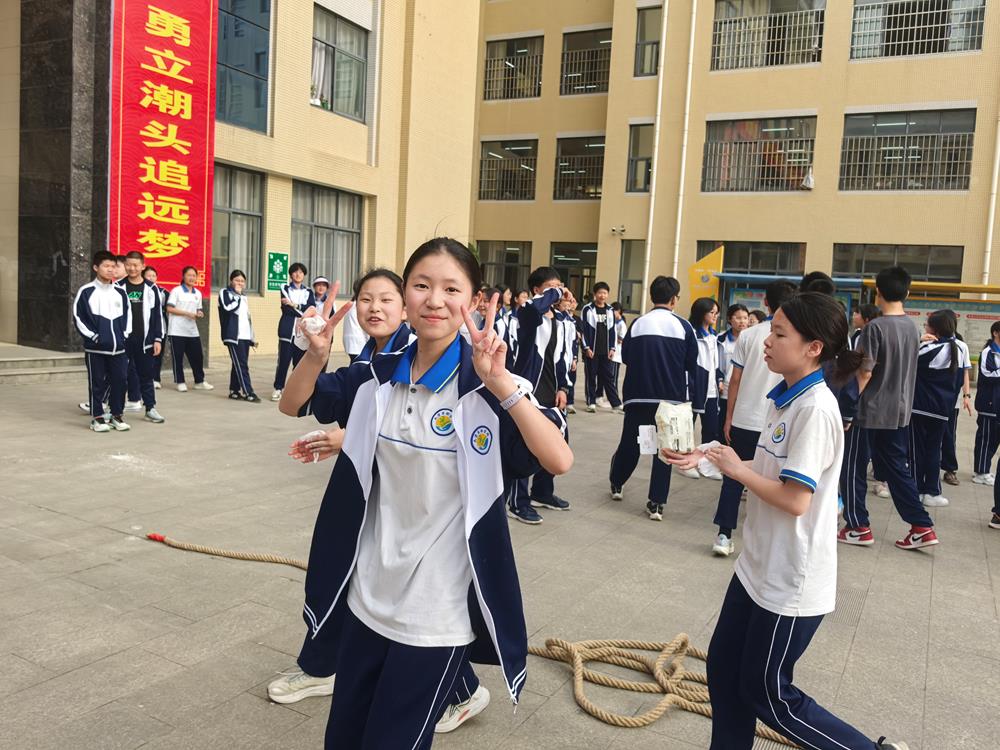 06bc23f36bcb473ca940fe2b64c64b00.jpg