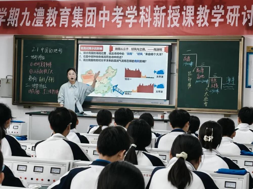 b11a4dfc2d9d403e859cf70cca4c2a90.jpg