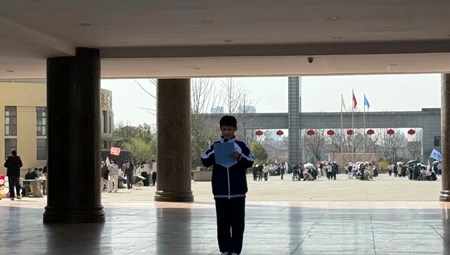 爱心接力，青春正好——九澧实验中学2026年学雷锋爱心义卖活动温暖纪实